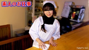 021925_01 素人作品～F罩杯爆炸身材与裙子！家庭餐厅餐厅的海报女郎！ ~在线观看