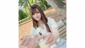 FC2-PPV-4573386 露出你的脸！限时3天！ ！温柔又甜美的天然身材，E罩杯的俐落女大生！ ！与淑女般的外表相反，她摇晃着美丽的乳房，用淫荡的心接受快感，口中射精，体内射精！ ！在线观看