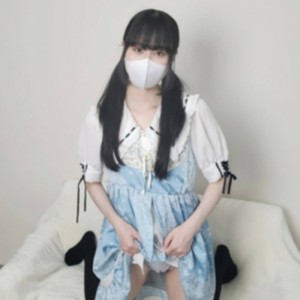 FC2-PPV-4574491 ♡半价截止11/24【无码/全素人】19岁合法地下偶像初出茅庐，好听话认真！即使被变态的中年男子舔遍全身，把粗大的鸡巴拧进未发育的紧緻男人身上，她仍用可爱的声音呻吟♡在线观看