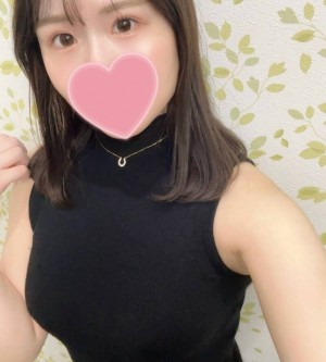FC2-PPV-4588434 [露脸] 想要再次与巨乳F罩杯、美臀的超色情好色女人一起做，所以我参加了进修课程！评论奖金串 3P 性饼！在线观看