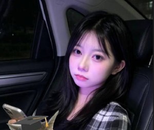 长沙嫩妹网红乌萨奇为钱抛弃男友被爆光性爱视频