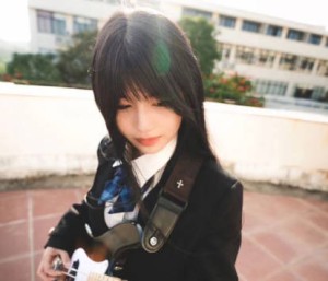 学校乐团主唱蜂腰翘臀美女校花做爱视频流出