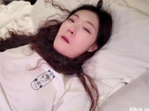 害羞女友初嚐淫亂遊戲-喬喬