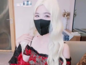香蕉秀xjx843爱穿丝袜的小妈被操得淫叫连连