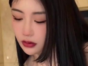 寫真系女孩的極致反差誘惑-深入快熱