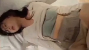 校园约炮家里的乖乖女学生妹校外却是哥反差婊母狗