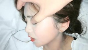 迷人的小姐姐06-02小姐姐吃了催情药