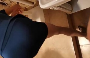 强奸楼下的性感邻居