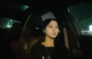 租豪车钓拜金女07-25涉世未深小女孩