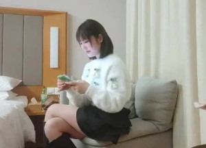 利哥寻花01-12极品超短裙美女