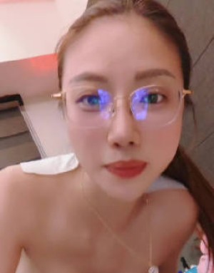 認真手淫教學但人很不正經-李蓉蓉