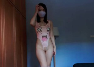 請主人的大肉棒插入我的小肉穴-艾莉