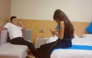 今天花了2500约了个腼腆的大圈妹子-傲天