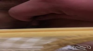 马桶上疯狂捅正在撒尿的老娘最后射在肚子上